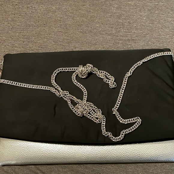 Torrid black and silver shoulder strap evening handbag with silver chain strap - Picture 5 of 9